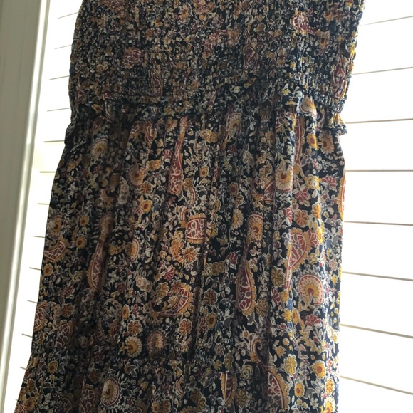 ๐๐SOLD. Maxi dress Sold ๐๐ - Picture 4 of 8